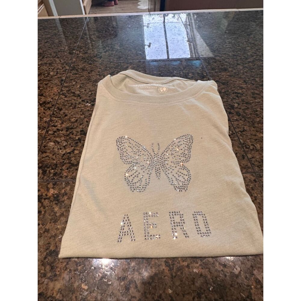 NWOT Aeropostale classic crewneck tee